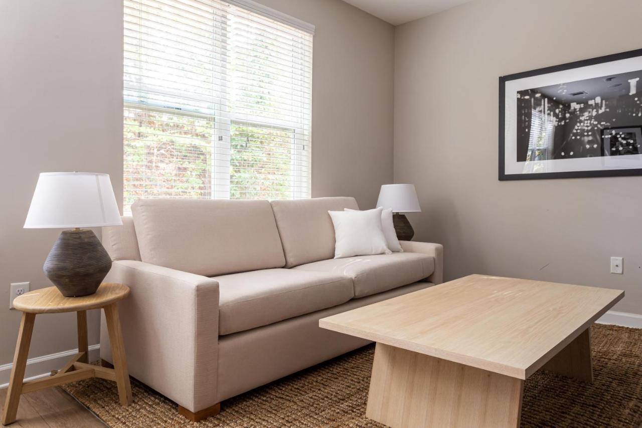 Kasa Freemorewest Charlotte Phòng bức ảnh